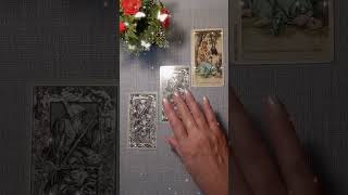 Финансы                                          #таро #tarot #деньгитаро #рек #shorts #финансы