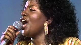 Gloria Gaynor - I Will Survive - Festival de Viña del Mar 1980.