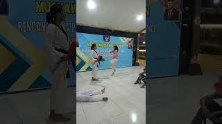 Bertahan di Posisi Letih ll Semangat Latihan Taekwondo