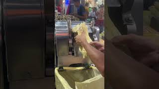 Squeeze Squeeze and then Squeeze - Amazing Sugar Cane drink - Kuala Lumpur food street