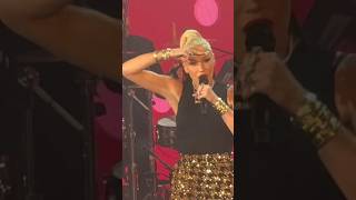 GWEN STEFANI GREATEST HITS LIVE, “I’M JUST A GIRL”, CARNIVAL JUBILEE NAMING CEREMONY #live #concert