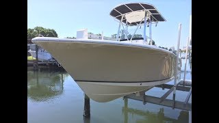 2012 Sea Hunt 225 Triton Center Console