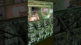 Cargo Ship Main Engine, Propulsion Engine, Engine Room