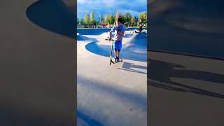 бар на другом самокате #music #phonk #remix #самокат #scooter #skateboarding #skate #трюкинасамокате