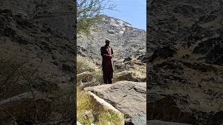 Front of Jabal Al Thawr | Thawr Mountain #caveofhira #caveofthawr #makkah #madina #shorts #saudiarab