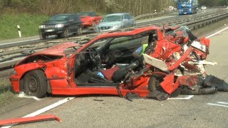 Sieben Verletzte bei schwerem Verkehrsunfall auf der A45