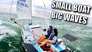 25KTS OF WIND IN A 21FT SAILBOAT WITH A BEGINNER AT THE HELM | Ep.100