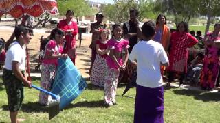 "Dompeta yana para kiyapan"  Sri Lankan new year day April 2016