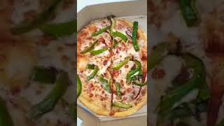 Pizza #foodie #youtubevideos #food #youtubeshorts #shortsfeed #trending