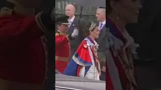 Princess Charlotte arrived at King's coronation ceremony#log