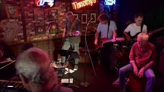 "Achin For More" by Songbetrieb from Hamburg playing Live from Timothy's Pub