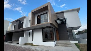 J403 Residencia en Venta en Metepec, Estado de México