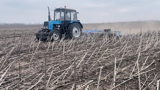 Соняшник по соняшнику без обробки ґрунту ! Все на мінімалках.