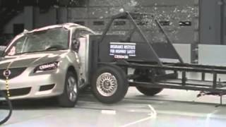 Crash Test2005 Mazda 3 side test