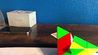 Pyraminx stop motion