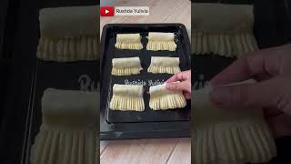 Pastry Sosis cuma 4 Bahan aja‼️ #pastry #cemilan #cemilanenak #cemilansimple #puffpastry