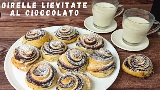 GIRELLE LIEVITATE AL CIOCCOLATO per colazioni morbidissime e deliziose!