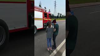 yt1s com    fire truck with a lifting device   3d Animation  Future Technology Imagination shorts 72