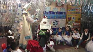 Ded Moroz visits Russian kids in Queens, New York