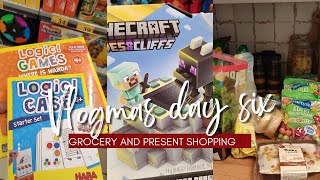 Vlogmas day Six! Large Grocery haul and Christmas gifts 📦  🎄🎅