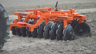 Compact Model Disc Harrow - UNIVERSAL