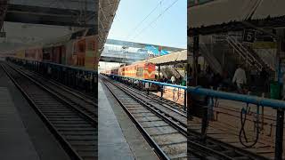 Gaadi Bula Rahi hai #trainvideo #journey #gujarat #shorts