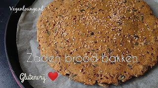 Zaden brood bakken van havervlokken. Boordevol eiwitten en vezels. Glutenvrij.