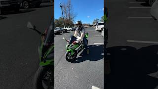 An R6 Owner Loves my ZX6R More! #kawasaki #motorcycle #zx6r #shorts #short #ytshorts