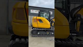 LiuGong 909E CR excavator walk-around.