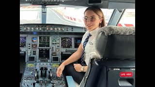 Sabri Sarıoğlu'nun eşi Yağmur Sarıoğlu, kaptan pilotluğa terfi etti.