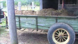 2012 Spring Update and a John Deere Manure Spreader at Work.wmv