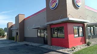 This Burger King in Lancaster OH is in Vioalation of the ADA and HIPPA (740) 654-7391