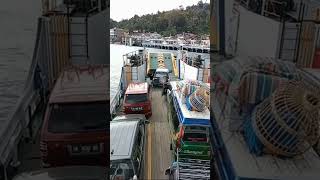 kapal Ferry DiDanau Toba Samosir