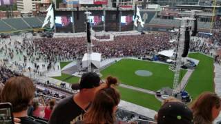 Metallica comes out Atlanta 2017