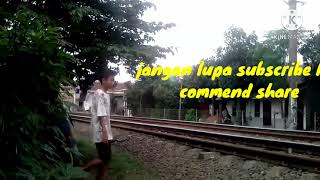 kereta KRL semboyan 2 kali dan sampai 4kalo bersemboyan