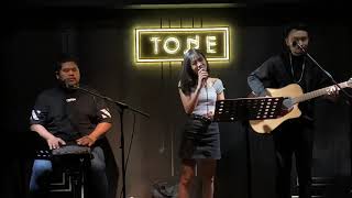 สิ่งที่ยังเหลือ - ว่าน ธนกฤต cover by UptoNice Band