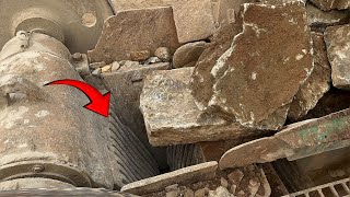 "Gaint Primary Jaw Rock Stone Crushing - Heavy Machinery in Action!" #asmr #trending  #stonecrusher