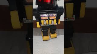 robot oyuncak