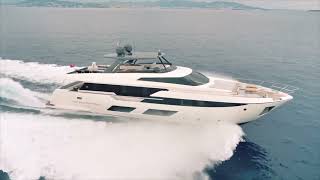 Ferretti Yachts 920