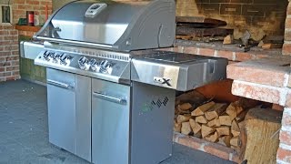 NAPOLEON LEX 605 gas grill - video review - By Customgrills