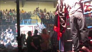 PADDYS ENTRANCE, 1ST PRO FIGHT IN NEPTUNE STADIUM CORK