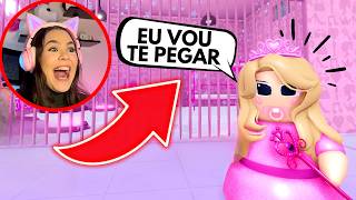 FUGINDO DA BEBÊ BARBIE POLICIAL  - ROBLOX!!!