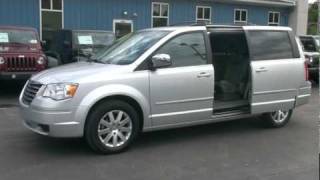 08 Chrysler Town & Country Of Wilkes-Barre, Scranton Pa. 18657 Call Us (877)816-4325