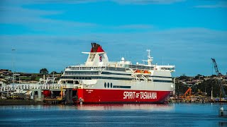 Loading our caravan on the Spirit of Tasmania, Broadford free camp, Melbourne and Geelong, Ep - 81