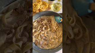 Classic Alfredo Fettuccine Recipe | Creamy & Delicious Pasta | Easy Italian Dish#shorts