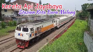 Kereta Api Dari Stasiun Malang Kota Baru