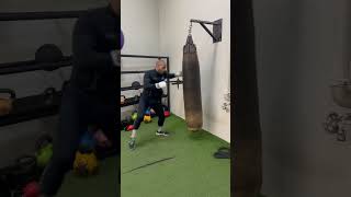 Heavy bag intervals - Kickboxing