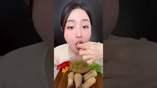 Trưa nay mọi người ăn gì ạ? MukBang Nấm Đùi Gà Cùng Mình Nhé #mukbang #fruitsong #amthuc #cooking