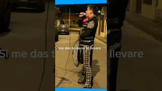 Joven lleva serenata a su novia al ritmo de Dragon Ball. #shorts