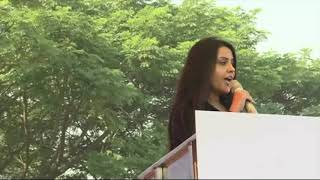 Mrs. Amruta Fadnavis at Ficci Flo Half Marathon Pune